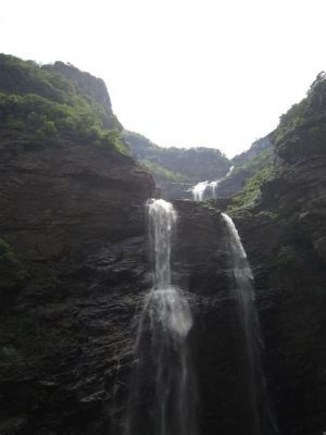 廬山瀑布與景德鎮市有哪些景點